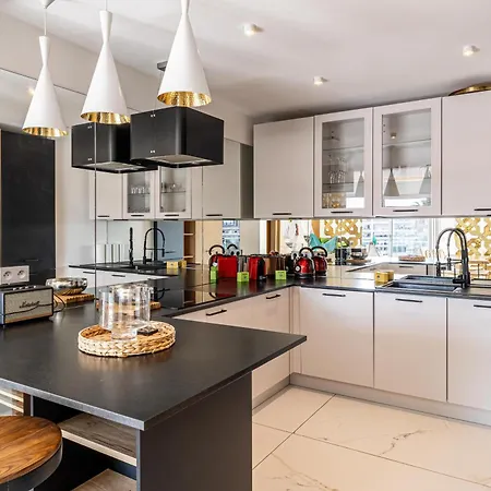 Modern - 3br- 6p - Croisette