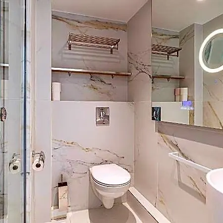 Modern - 3br- 6p - Croisette